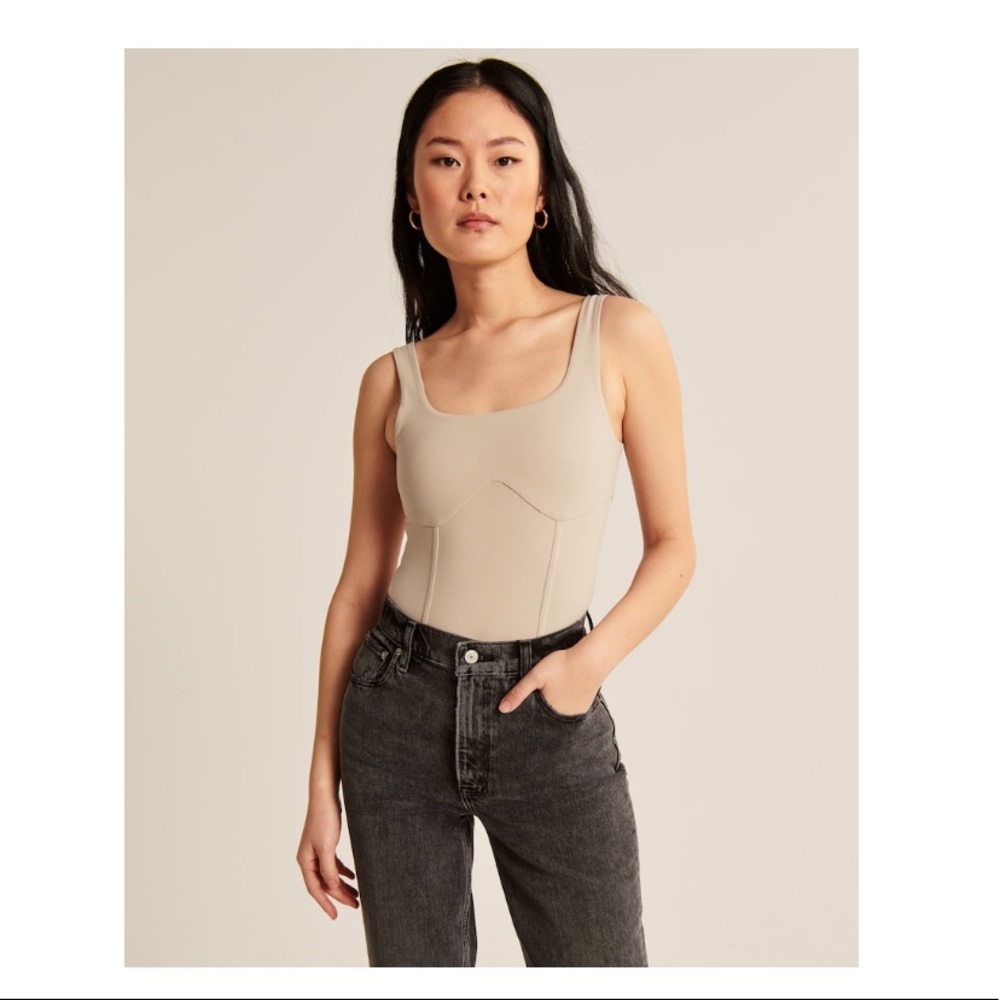 NWT Abercrombie seamless bodysuit with corset detail in beige (sz M)